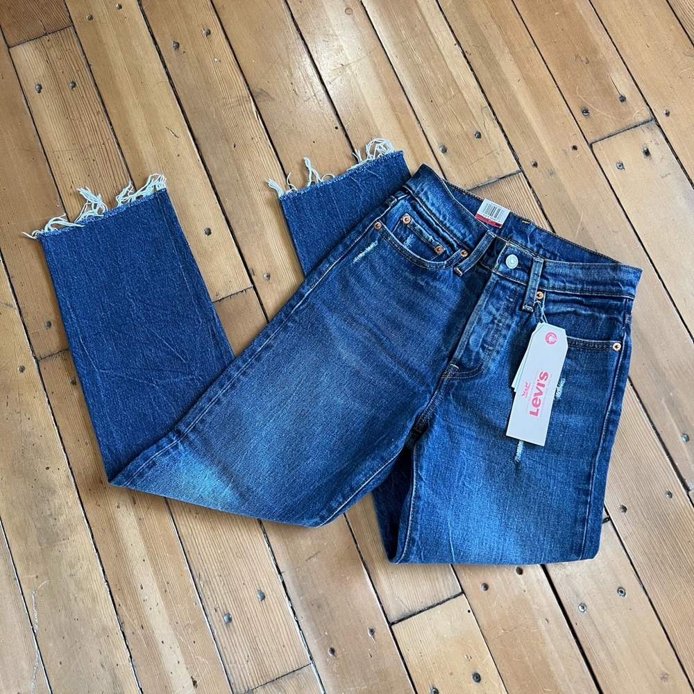 NWT Levi’s Wedgie Straight jeans- 24 - Picture 10 of 14